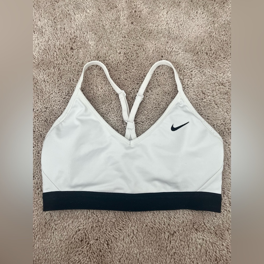Women’s Nike Dri-Fit Sports Bra - White